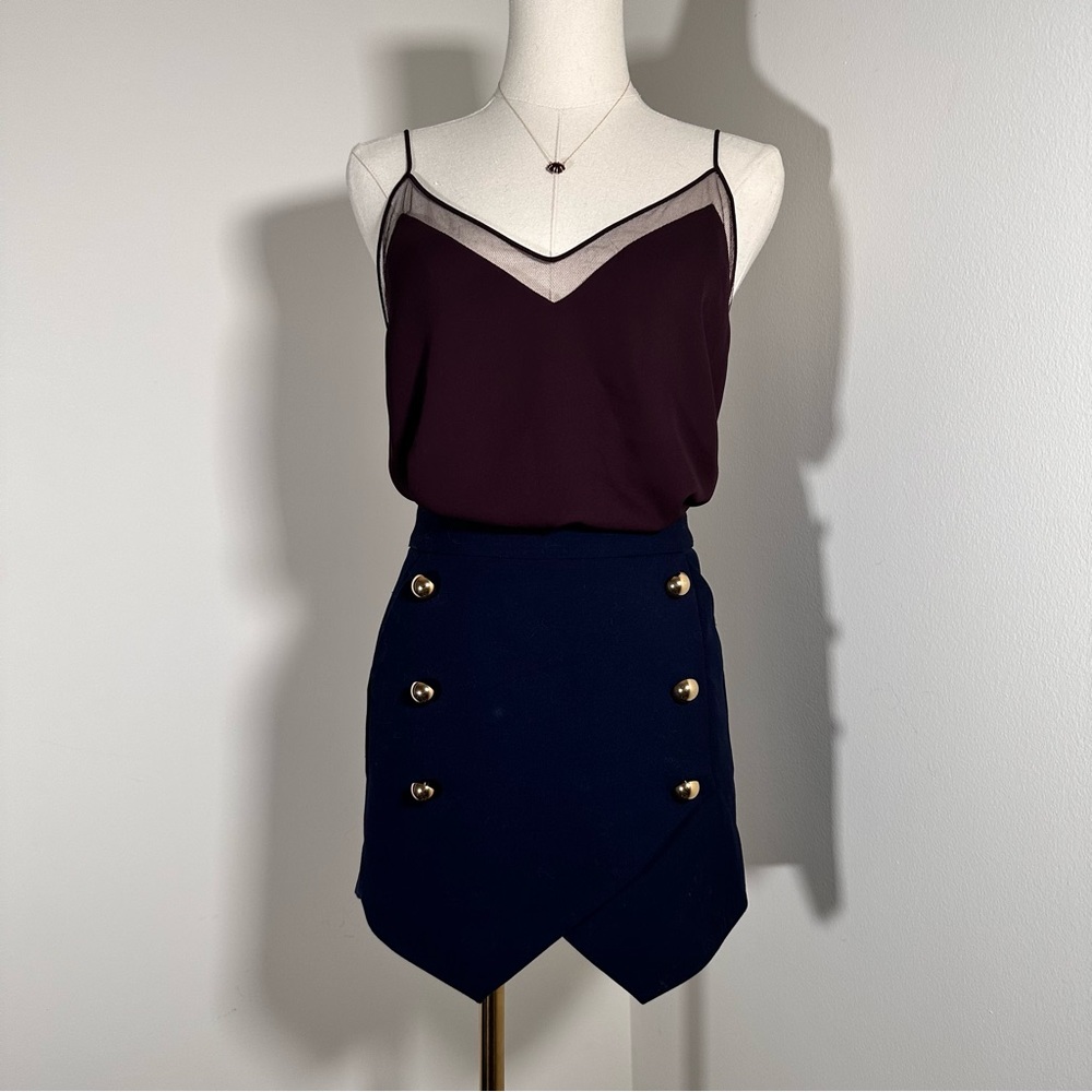 BUNDLE Aritzia mesh V tank top blouse burgundy Michele Mason Saks gold short